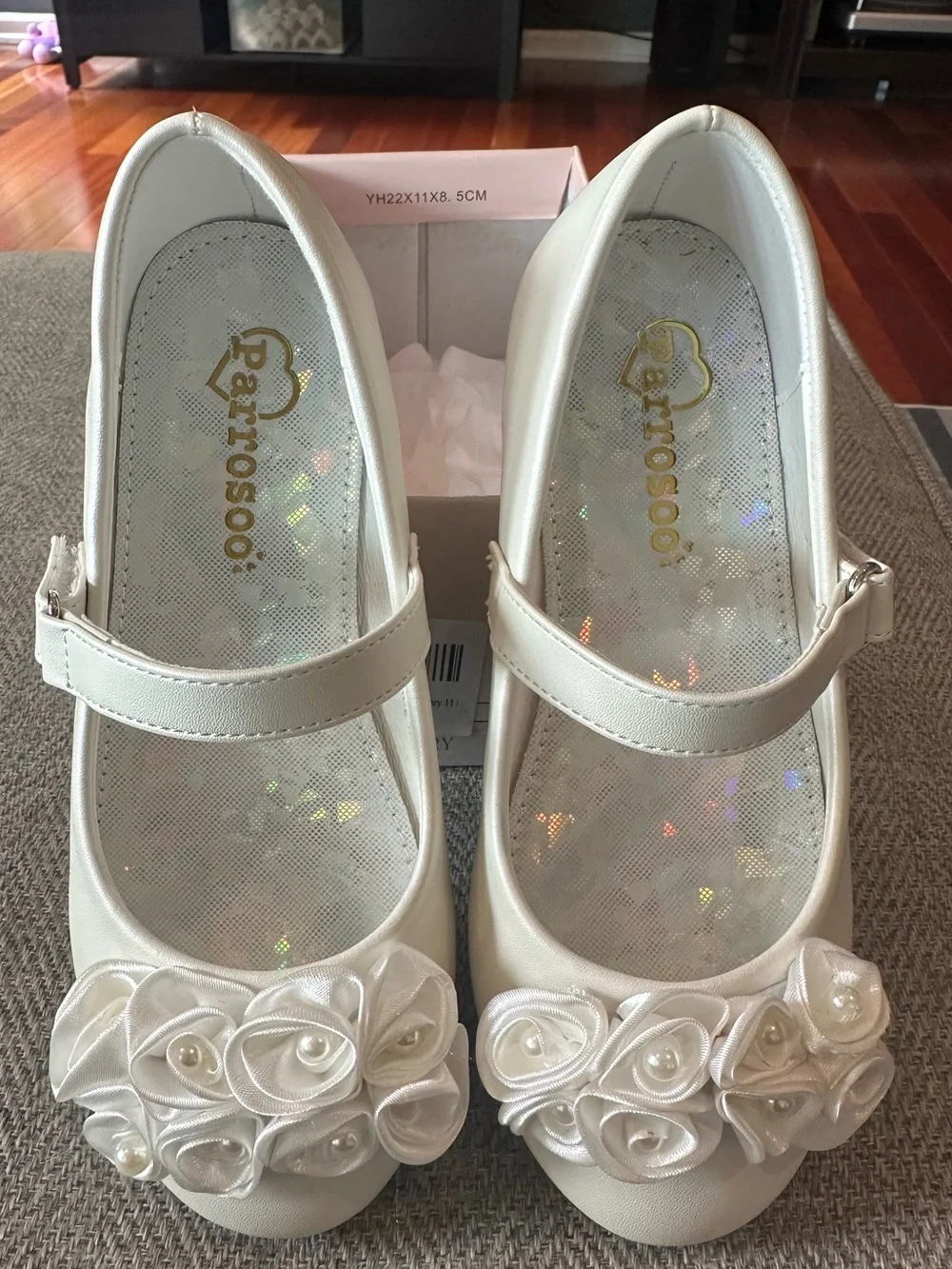 Girl's White Mary Jane Dress Shoes with Rosette Pearl Accents